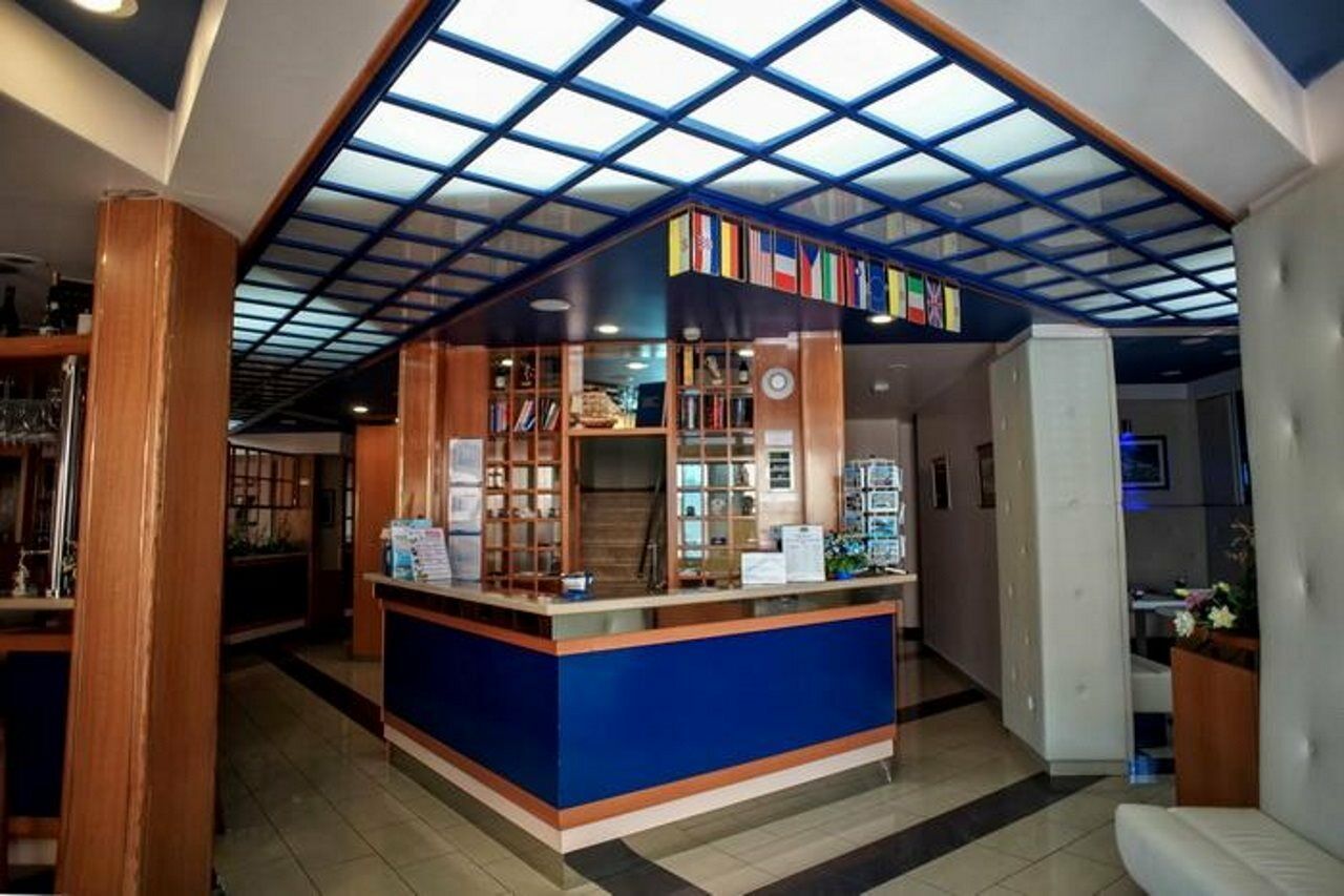 Hotel Conte Promajna Bagian luar foto